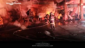 ¡FUERTE INCENDIO! Central de Abasto Puebla pierde locales