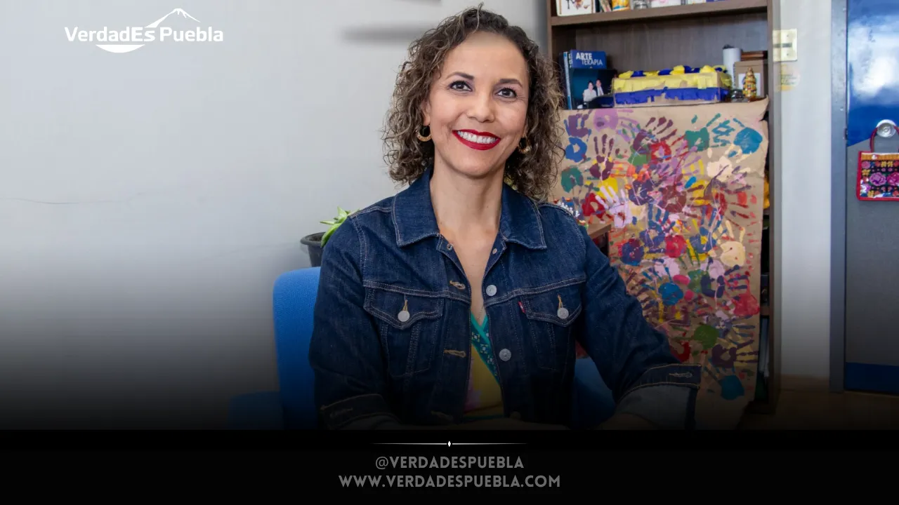 Inteligencia artificial no sustituye la psicoterapia en Puebla