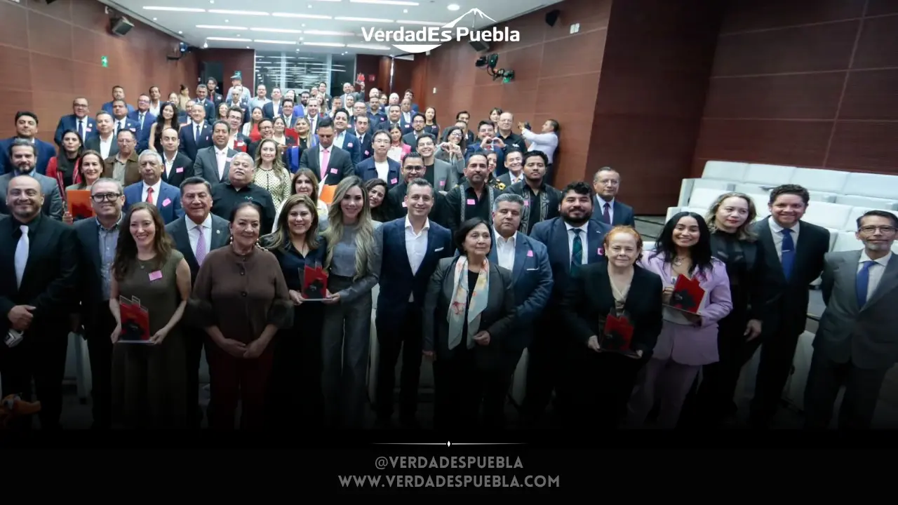 Protección de datos personales con perspectiva de género en Puebla impulsada por Pepe Chedraui