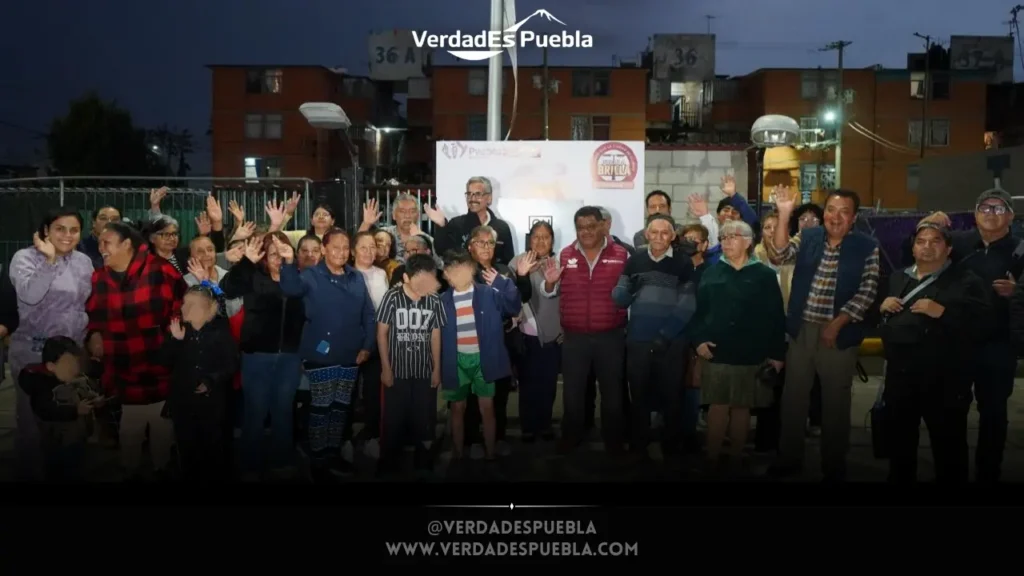 Luminarias LED del programa Puebla Brilla en San Aparicio